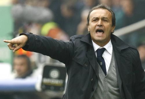 2010-10-24t124853z_01_aga102_rtridsp_3_soccer-italy_reuters