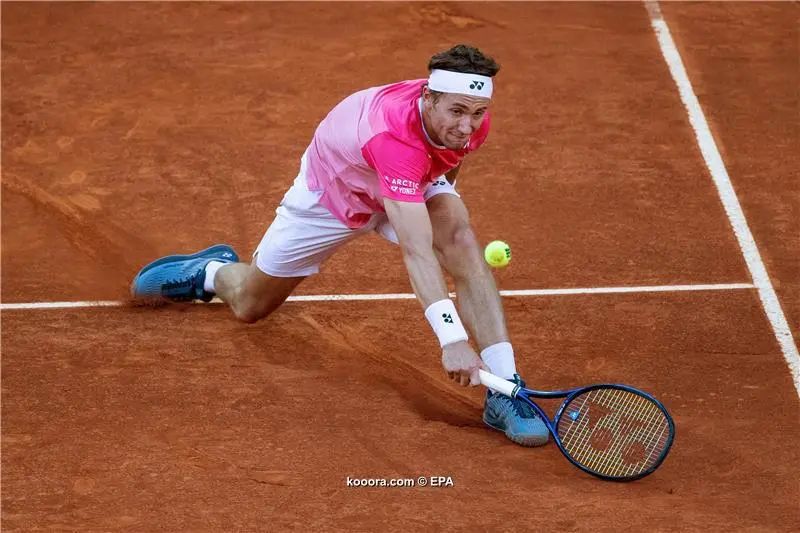 ?i=epa%2ftennis%2f2021-05%2f2021-05-07-09183898_epa