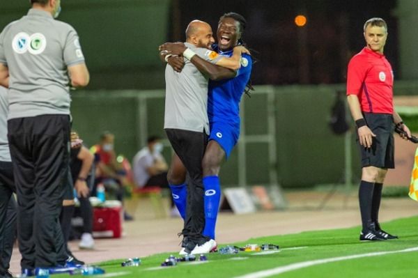 من فرحة الهلال