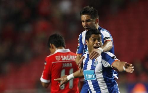 2011-04-032011-04-03t210205z_01_hgc07_rtridsp_3_soccer-portugal_reuters