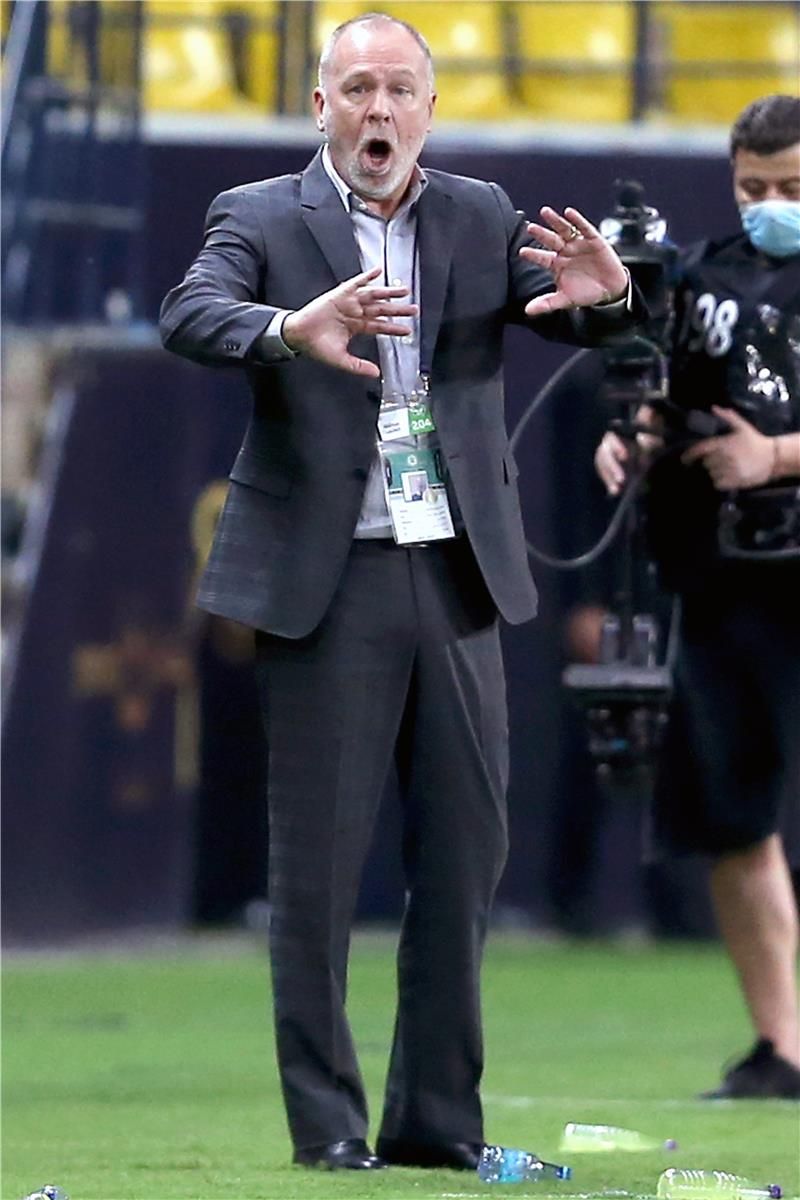 مانو مينيز