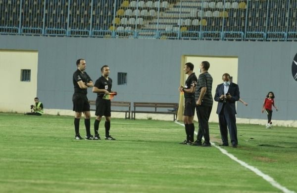 حكم المباراة 