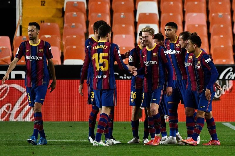 لاعبو برشلونة