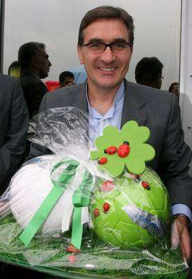 ايفانكوفيتش لحظة وصول المنتخب الإيراني إلى الأراضي الألمانية