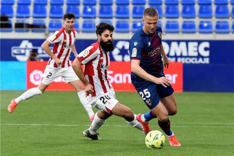 من لقاء هويسكا وبيلباو