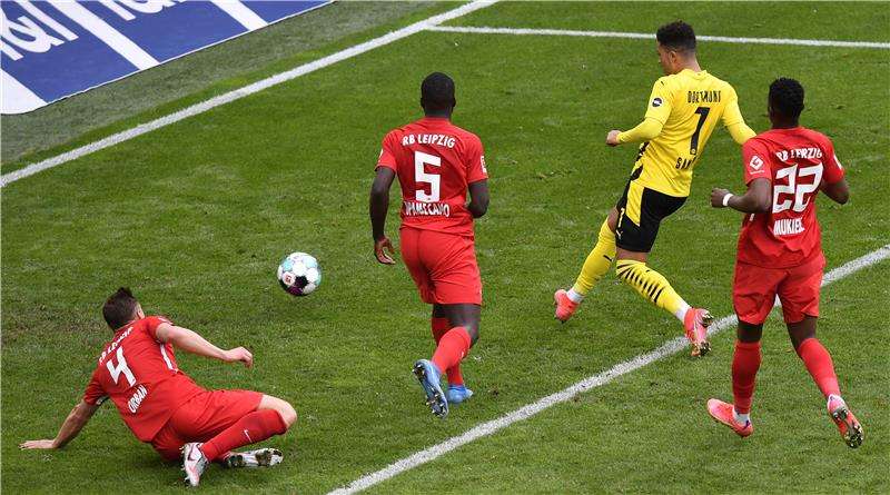 من مباراة سابقة بين الفريقين