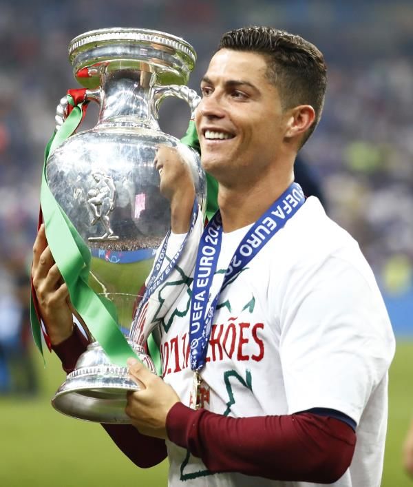 فرحة رونالدو بلقب يورو 2016