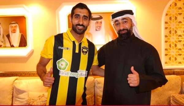 بعد توقيع العقود