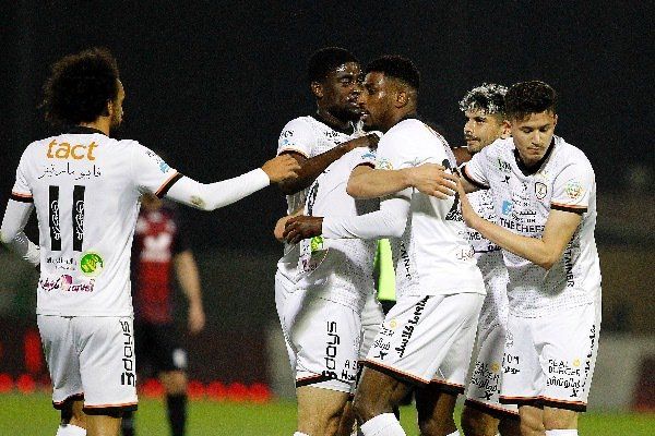 فريق الشباب