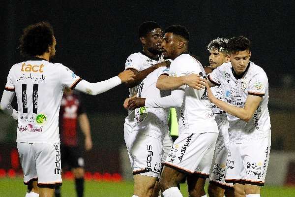 فريق الشباب