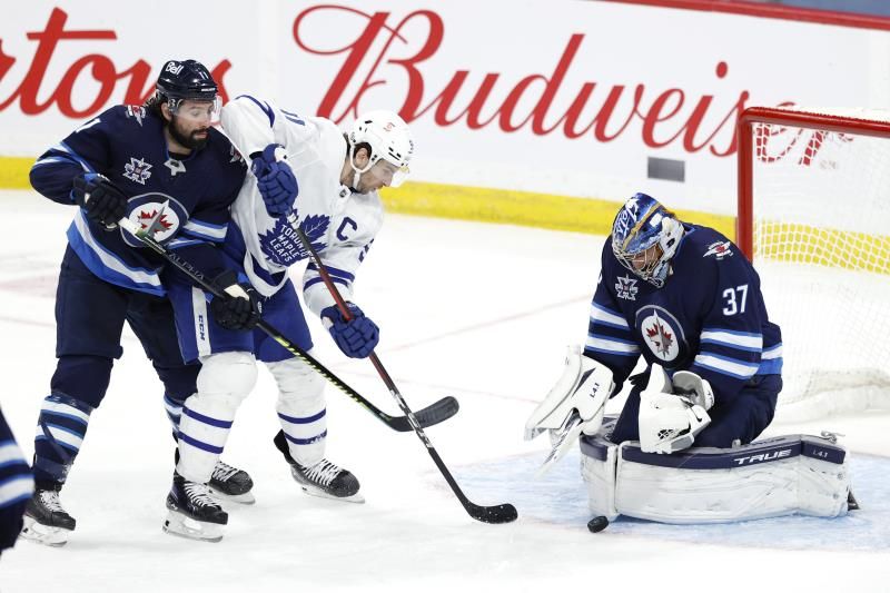 2021-05-15t031907z_282102051_mt1usatoday16085179_rtrmadp_3_nhl-toronto-maple-leafs-at-winnipeg-jets_reuters
