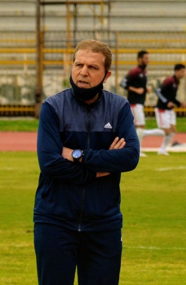 أيمن الحكيم