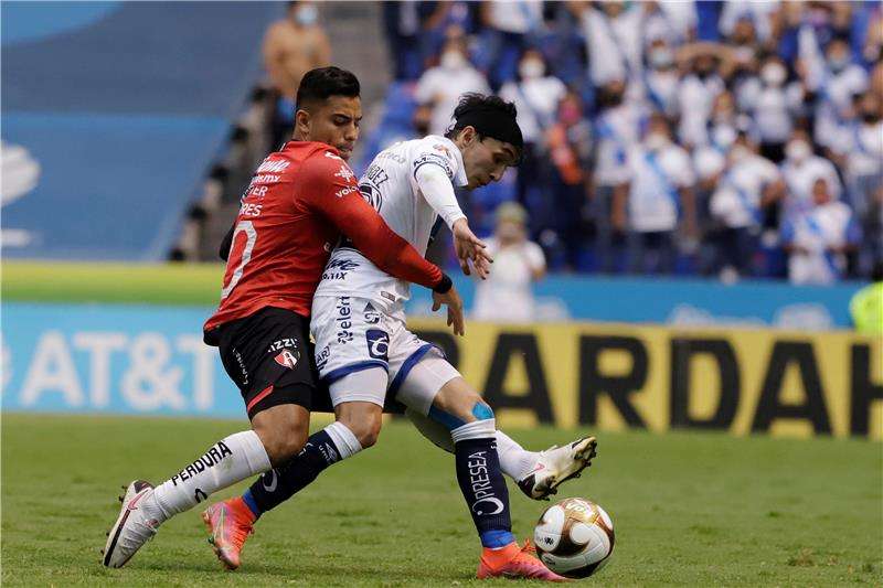 من لقاء بوبيلا و اطلس