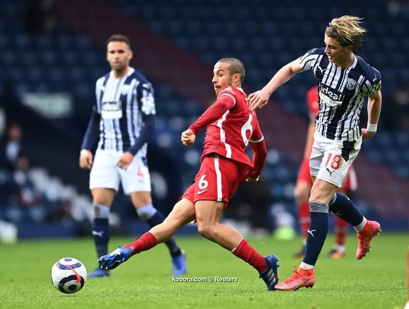 ?i=reuters%2f2021-05-16%2f2021-05-16t170955z_1323085473_up1eh5g1boh4f_rtrmadp_3_soccer-england-wba-liv-report_reuters