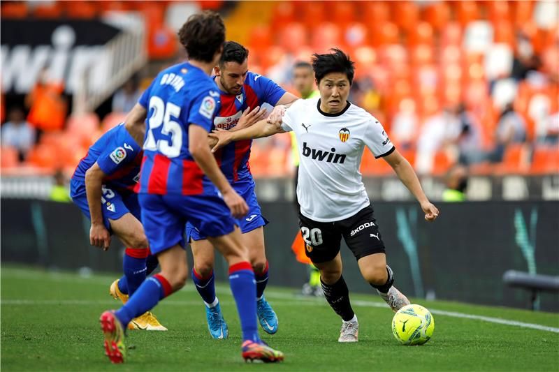 من مباراة إيبار وفالنسيا