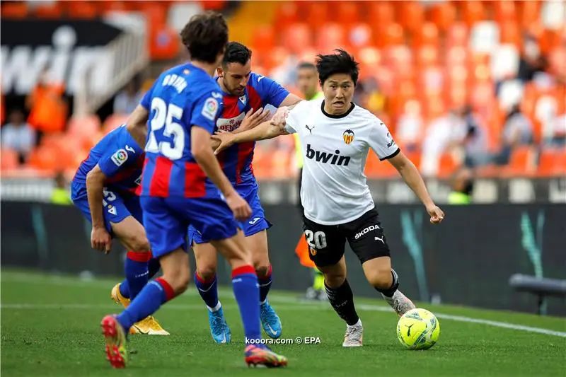 ?i=epa%2fsoccer%2f2021-05%2f2021-05-16%2f2021-05-16-09205294_epa