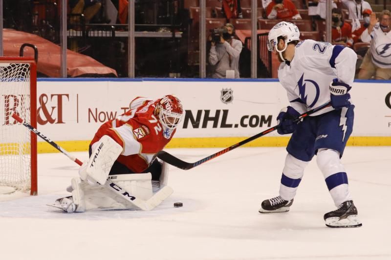 2021-05-17t024535z_1169178245_mt1usatoday16097421_rtrmadp_3_nhl-stanley-cup-playoffs-tampa-bay-lightning-at-florida-panthers_reuters