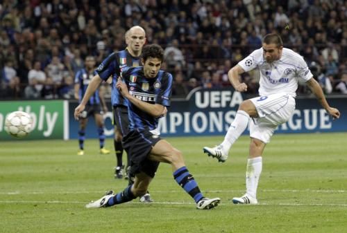 2011-04-052011-04-05t212419z_01_mil324_rtridsp_3_soccer-champions_reuters