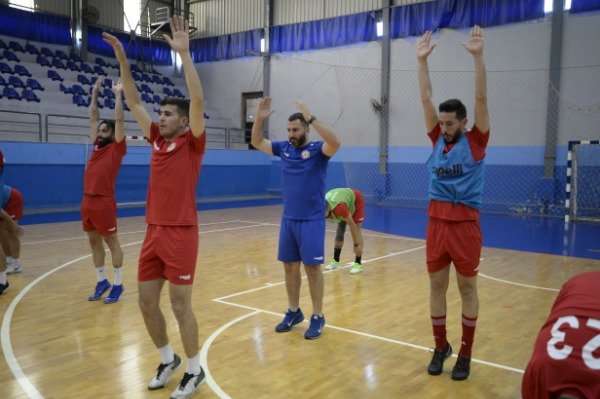 لاعبو منتخب لبنان