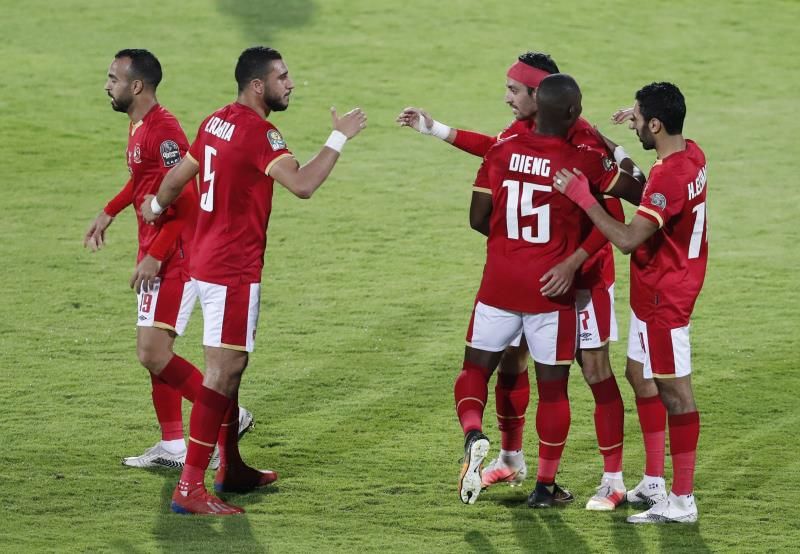 لاعبو الأهلي 