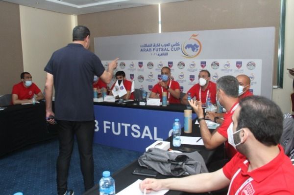 حكام البطولة