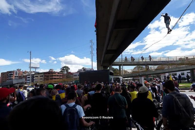 ?i=reuters%2f2021-05-19%2f2021-05-19t194022z_1228323262_rc26jn9w8j17_rtrmadp_3_soccer-copa-protest_reuters