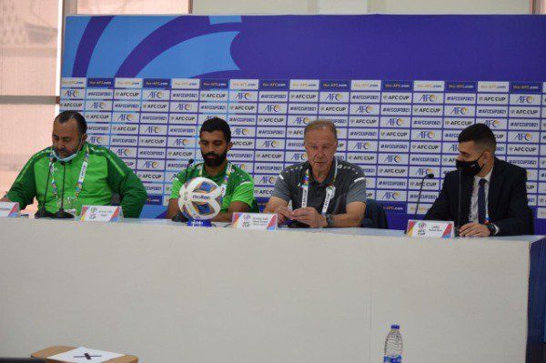 من المؤتمر الصحفي