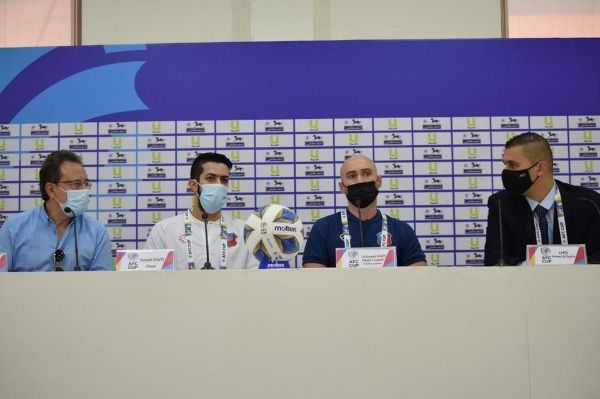 من المؤتمر الصحفي