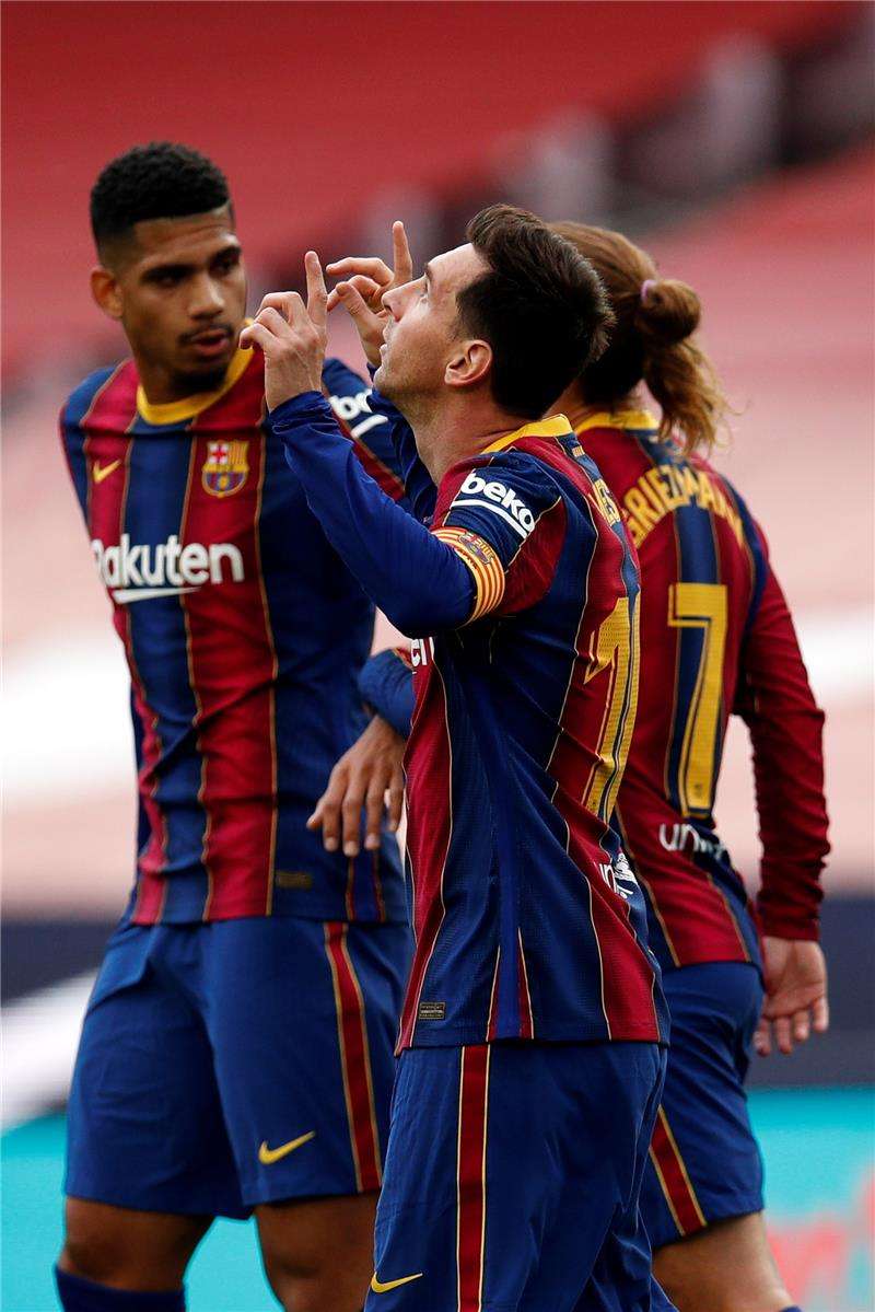 لاعبو برشلونة