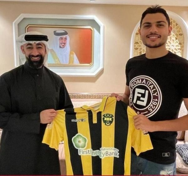 من تقديم اللاعب