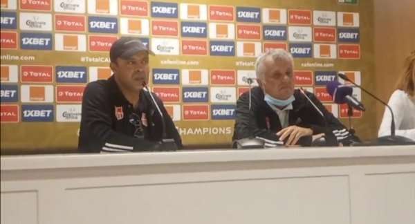 من المؤتمر الصحفي