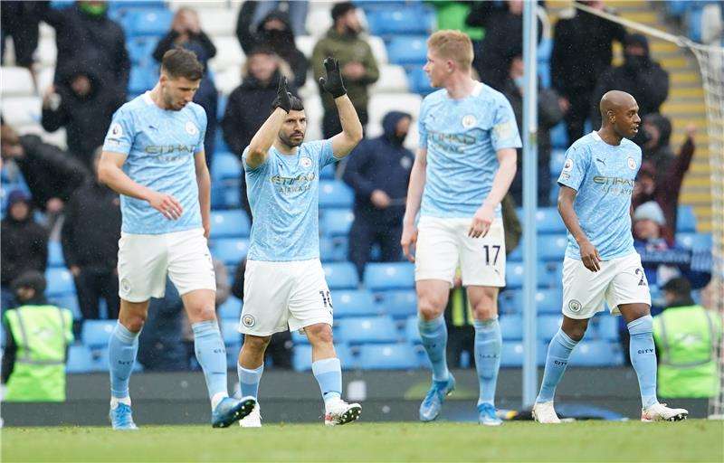 لاعبو مانشستر سيتي 