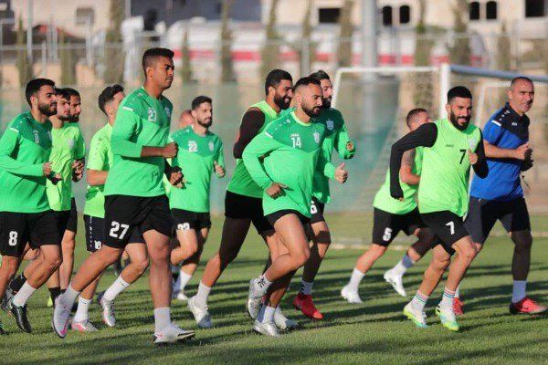 لاعبو الأنصار 