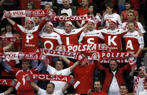 2011-01-232011-01-23t192013z_01_hnd700_rtridsp_3_handball_reuters