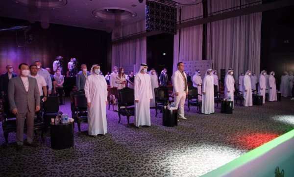 من الافتتاح