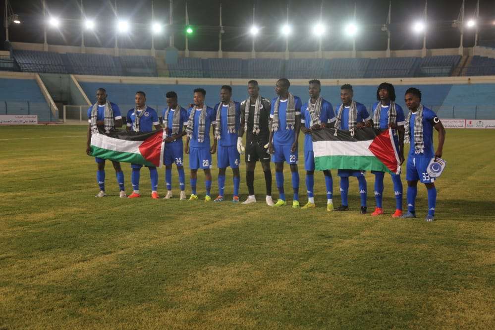 لاعبو الهلال