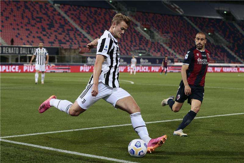 ماتياس دي ليخت