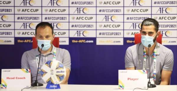 من المؤتمر الصحفي