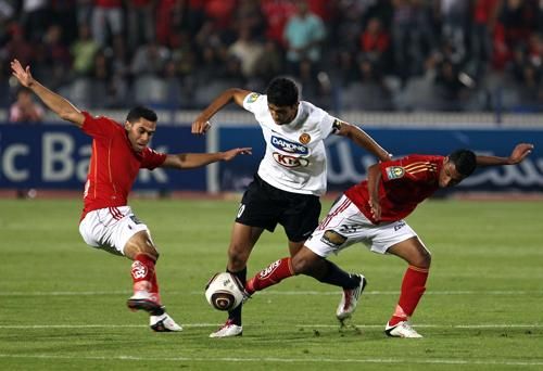 لقاء سابق بين الأهلي والترجي