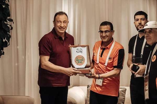 جانب من المقابلة