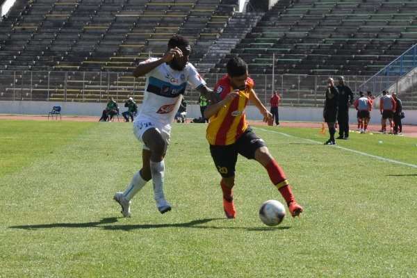 لقاء سابق بين الفريقين 