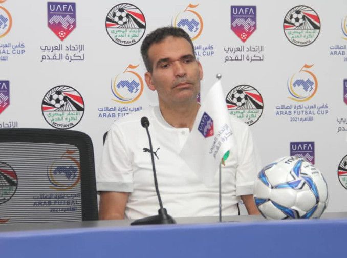 هشام الدكيك