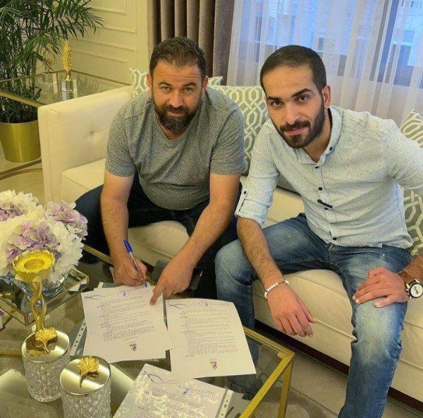 جانب من توقيع حلمي