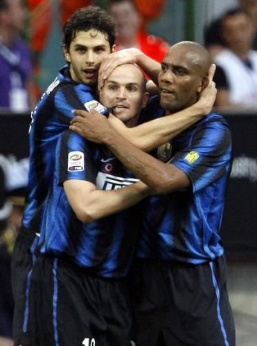 2011-04-092011-04-09t174719z_01_aga109_rtridsp_3_soccer-italy_reuters