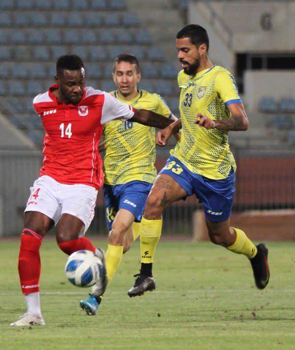 تاليسون وليو في مشاركة سابقة مع الساحل 