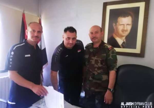 أحمد عزام
