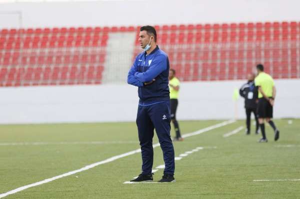 إيهاب أبو جزر