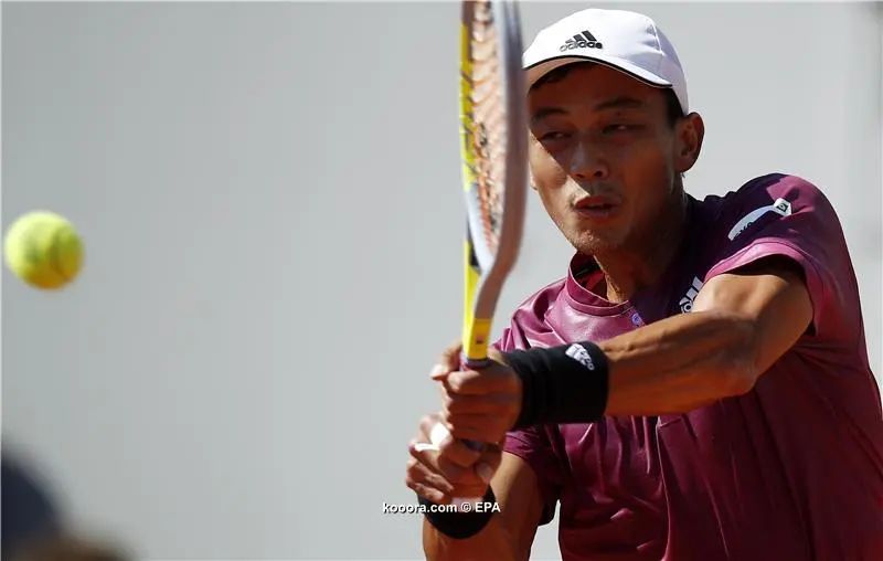 ?i=epa%2ftennis%2f2021-06%2f2021-06-01-09241304_epa