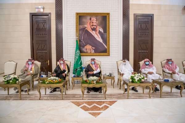 من الاستقبال