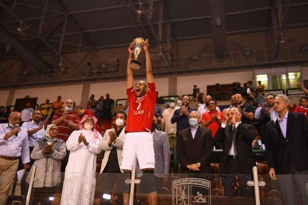 من تتويج الأهلي بالسوبر